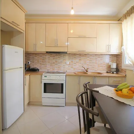 Anna's Cozy Saranda