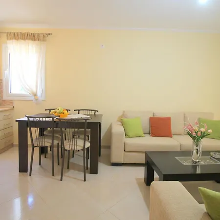 Anna's Cozy * Saranda